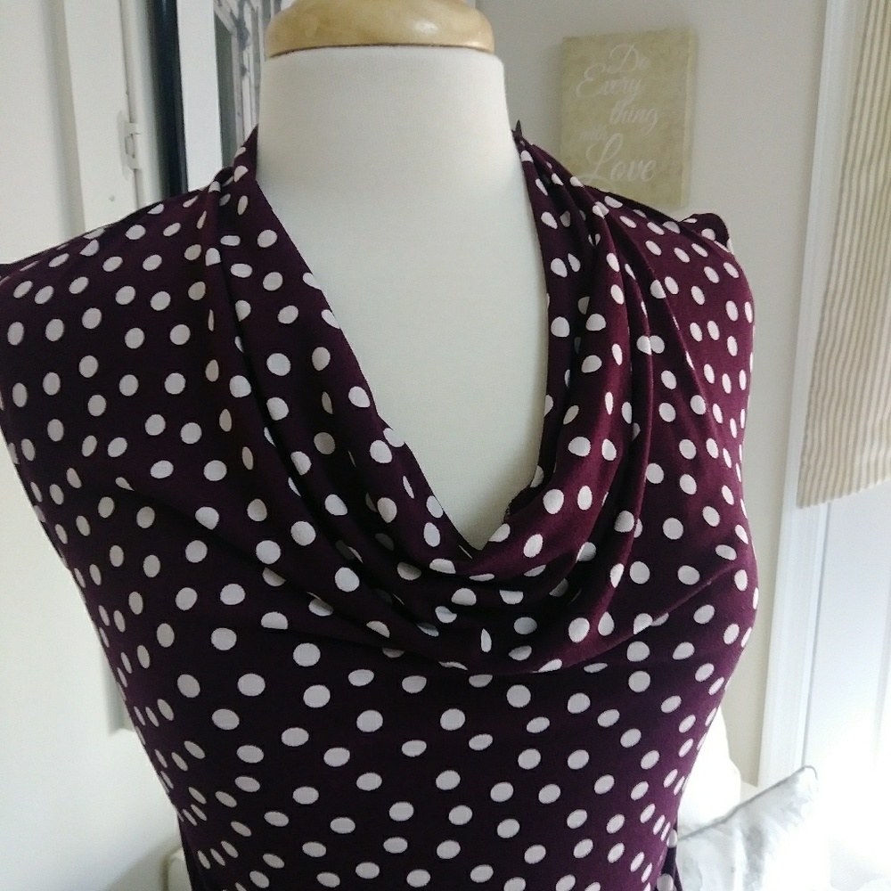 Ann Taylor sleeveless top